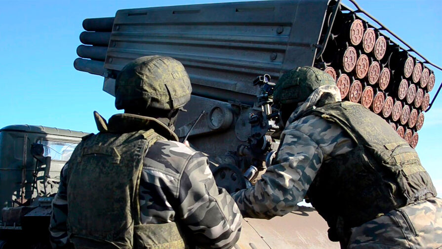 МО РФ: на Донецком направлении ВС России уничтожили склад артиллерийских боеприпасов ВСУ
