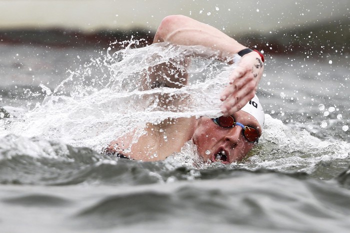 Серебряный призер заплыва на&nbsp;10 км в&nbsp;открытой воде&nbsp;- немец Томас Лурц