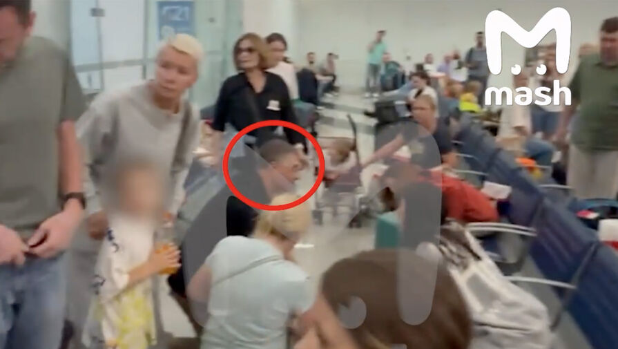Доктор Мясников спас упавшую в обморок туристку в аэропорту Дубая