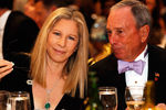 Майкл Блумберг и Барбра Стрейзанд на ужине в Белом доме, 2013 год
