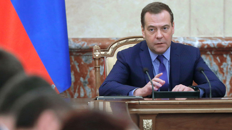 Председатель правительства России Дмитрий Медведев во время заседания кабмина, 7 марта 2019 года