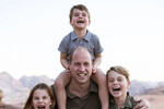 Принц Уэльский Уильям с детьми Джорджем, Шарлоттой и Луи поздравляют соотечественников с Днем отца, 2022 год