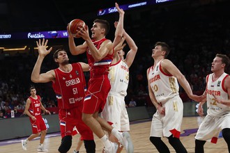 Сборные России и Сербии в полуфинале чемпионата Европы по баскетболу