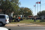 Обстановка на месте расстрела прихожан баптистской церкви в Сатерленд Спрингс, штат Техас, 5 ноября 2017