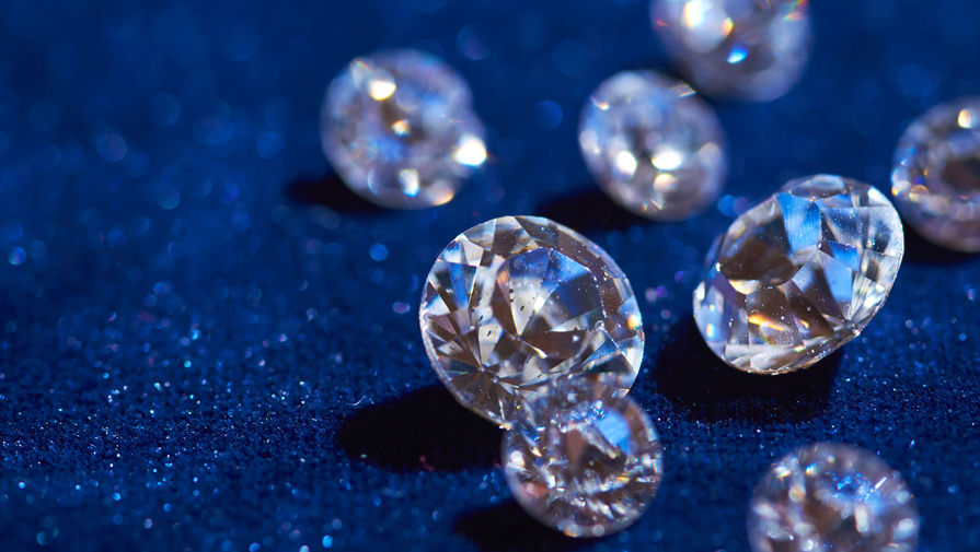 Reuters узнало об отказе США от контроля за санкциями против алмазов из РФ