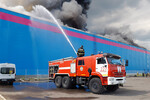 Тушение пожара на складе компании Ozon в районе Новорижского шоссе в селе Петровское в городском округе Истра, 3 августа 2022 года