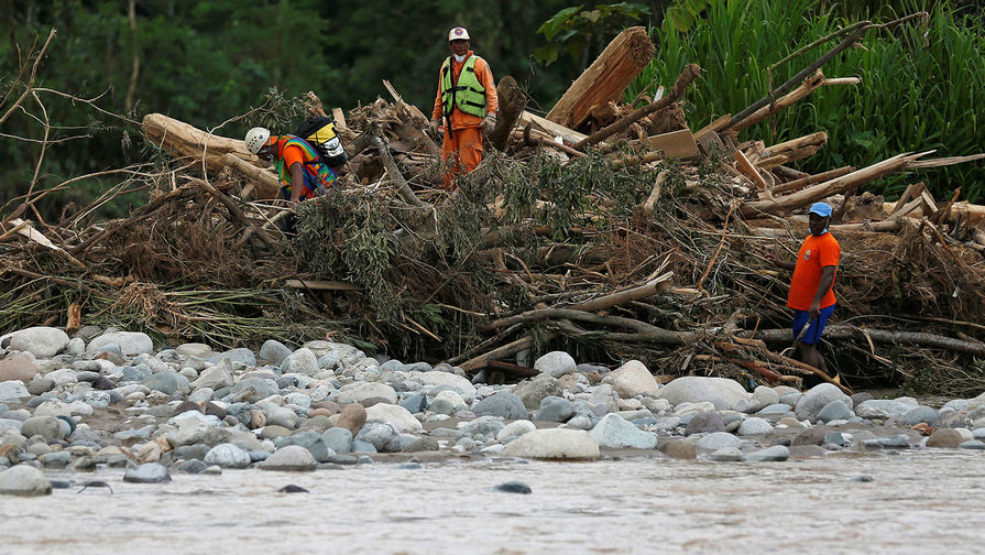 Поисково-спасательная операция после наводнения в&nbsp;Мокоа, 2&nbsp;апреля 2017&nbsp;года