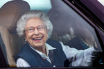 Королева Елизавета II за рулем автомобиля Range Rover, 2021 год