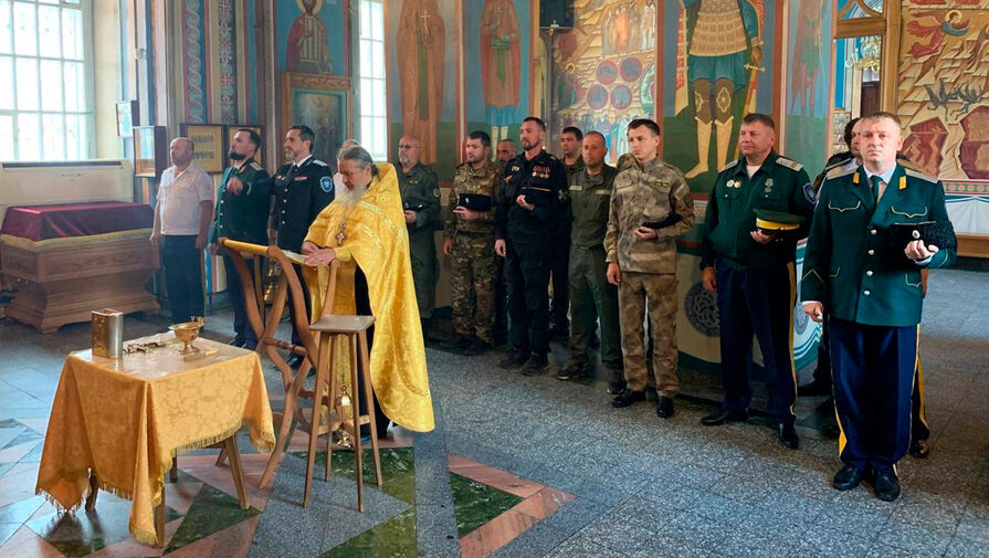 Атаман Всероссийского казачьего общества принял участие в молебне в хабаровском храме