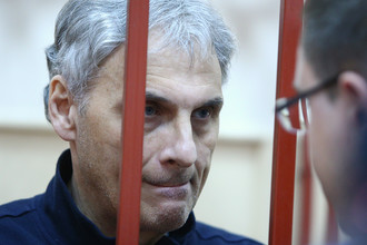 Бывший губернатор Сахалина Александр Хорошавин в Басманном суде, август 2015 года