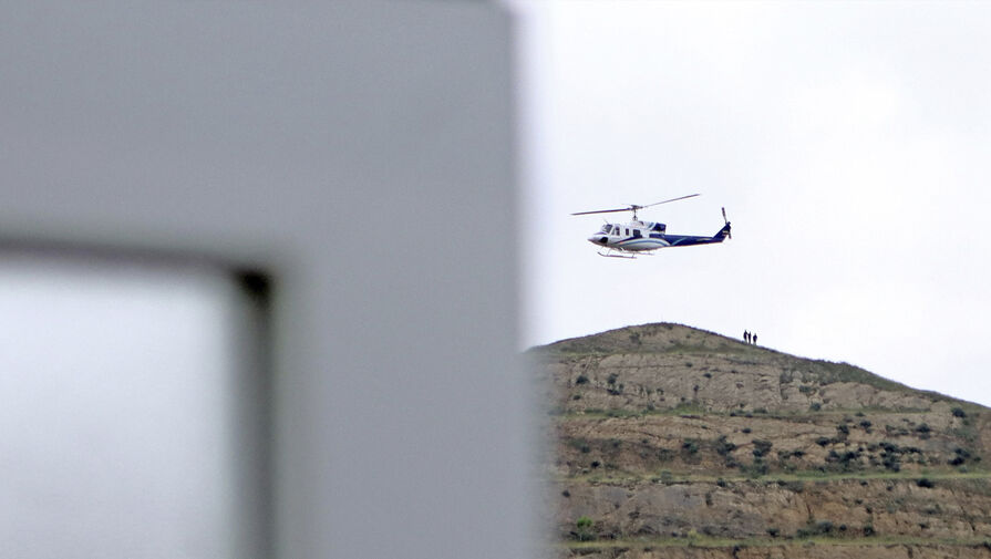 Иранские спасатели подошли к месту крушения вертолета Раиси 