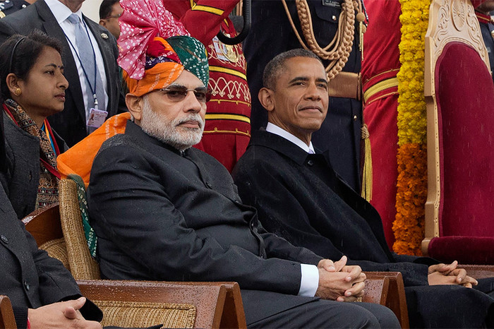 Премьер-министр Индии Нарендра Моди и Барак Обама во время военного парада в&nbsp;честь Дня республики в&nbsp;Нью-Дели