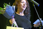 Наталья Попова с призом за «Лучшую женскую роль» театральной премии «Золотой софит» в Санкт-Петербурге, 2008 год
