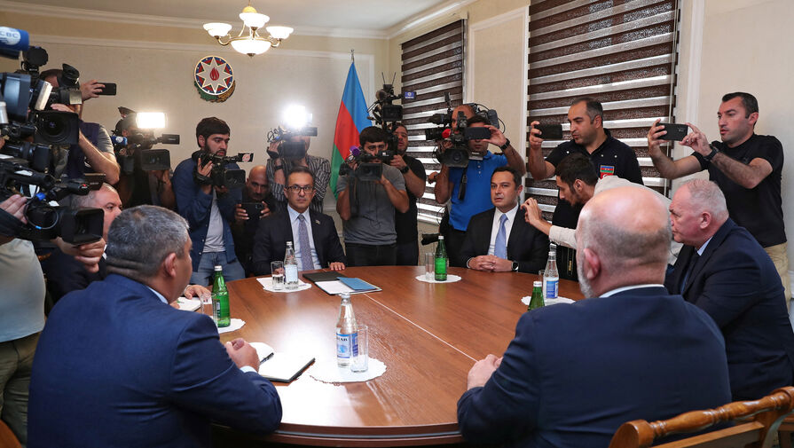 Встреча азербайджанской и армянской делегаций по Карабаху завершилась