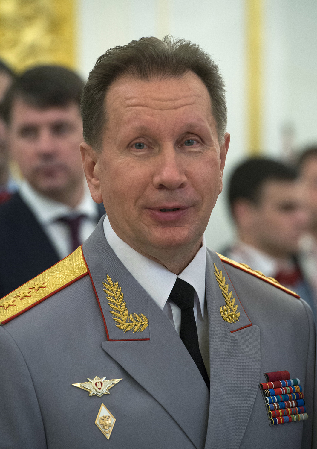 Первый заместитель министра внутренних дел РФ — главнокомандующий внутренними войсками МВД РФ Виктор Золотов во время приема в Кремле в честь выпускников высших военных образовательных учреждений, 2014 год