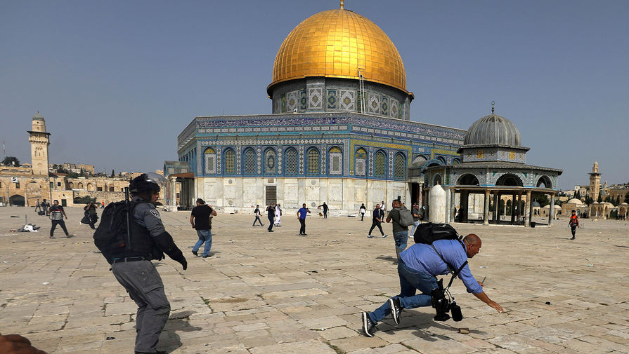 Ситуация в районе мечети «Аль-Акса» на Храмовой горе в Иерусалиме, 10 мая 2021 года