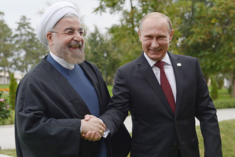 Президент Ирана Хасан Роухани и президент РФ Владимир Путин на церемонии встречи глав государств-участников IV Каспийского саммита