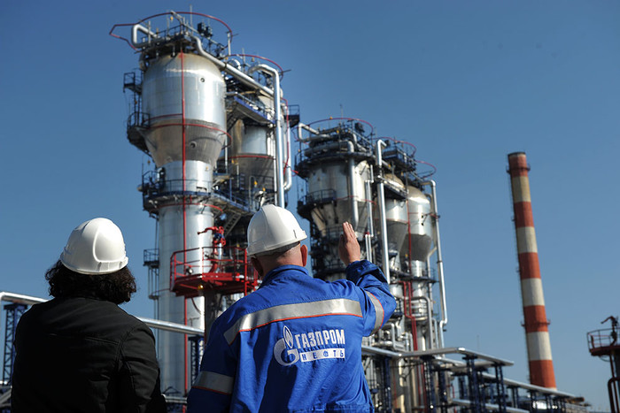Нефтеперерабатывающее предприятие ОАО «Газпром нефть – Московский НПЗ» в Москве