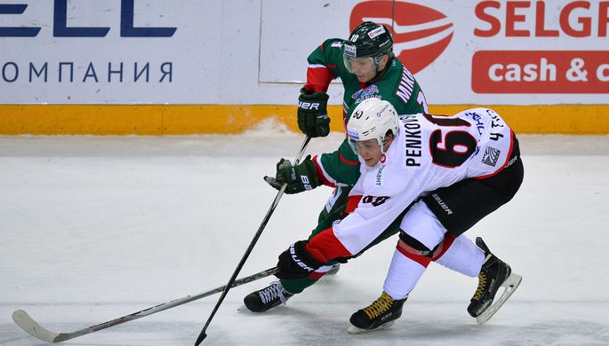 «Трактор» и «Ак Барс» встречаются в регулярном чемпионате КХЛ