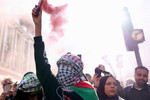 Участники протеста в поддержку Палестины в Лондоне, Великобритания, 14 октября 2023 года