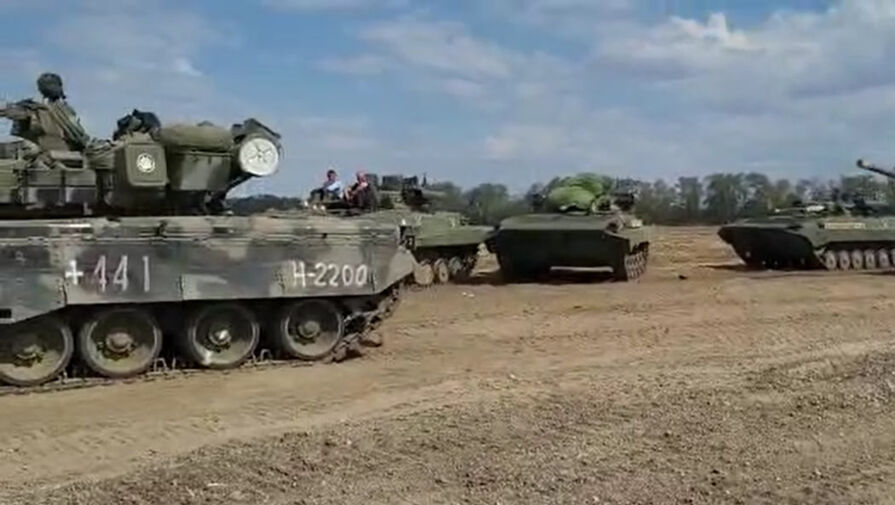 Российские казаки используют новейшие БМП-2М с боевым модулем Бережок