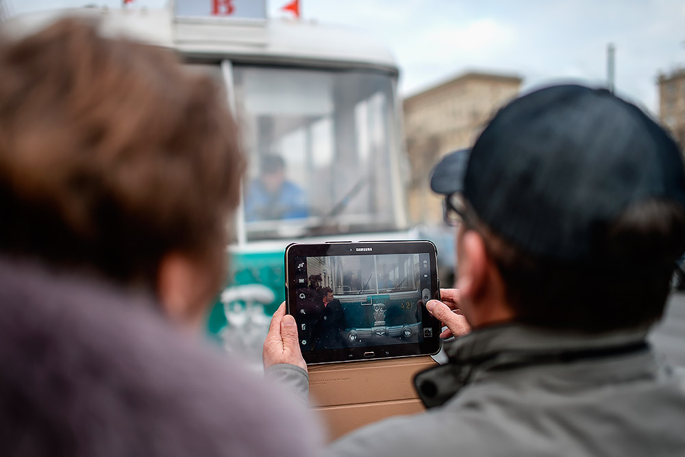 Ретротроллейбус на Тверской улице во время парада в честь 81-й годовщины со дня открытия первой столичной троллейбусной линии