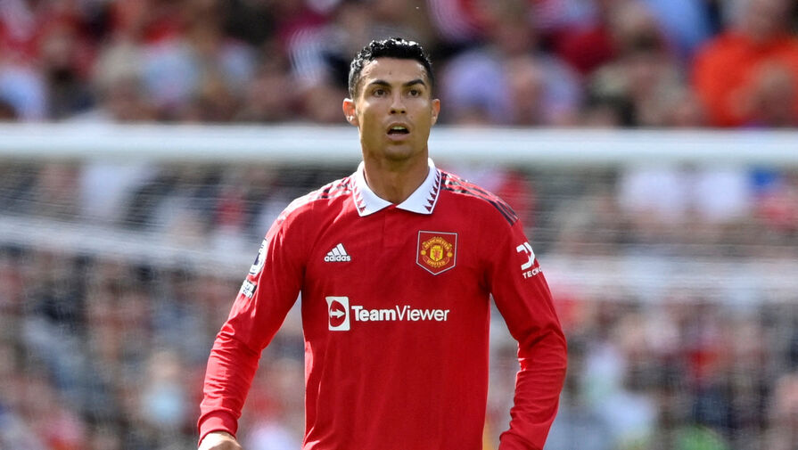 Во Франции призвали почаще выпускать Роналду в матчах "Манчестер Юнайтед".