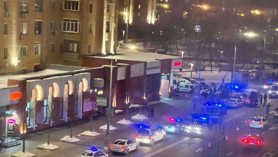 СК возбудил уголовное дело по факту захвата заложников в московском магазине