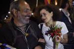 Лидер оппозиции Никол Пашинян с супругой Анной Акопян во время акции протеста в Ереване против избрания экс-президента Сержа Саргсяна премьером Армении, 17 апреля 2018 года