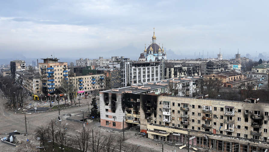 На въезде в Мариуполь установили дорожные указатели на русском языке