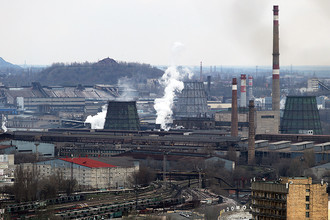 Вид на Донецкий металлургический завод