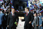 Владимир Путин и Дмитрий Медведев на XII съезде партии «Единая Россия» 
