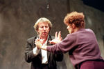 Алан Рикман и Сюзанн Бертиш на сцене Королевского театра во время фестиваля в Эдинбурге, 1991 год