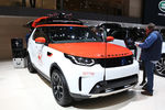 Компания Land Rover представила специальную модификацию внедорожника Discovery — Project Hero, подготовленную для австрийского Красного Креста
