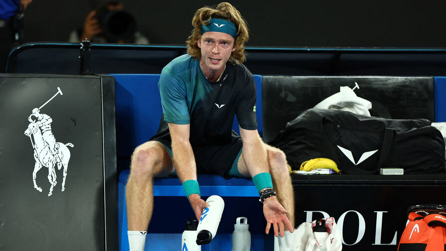 Рублев нагрубил болельщику во время четвертьфинала на Australian Open