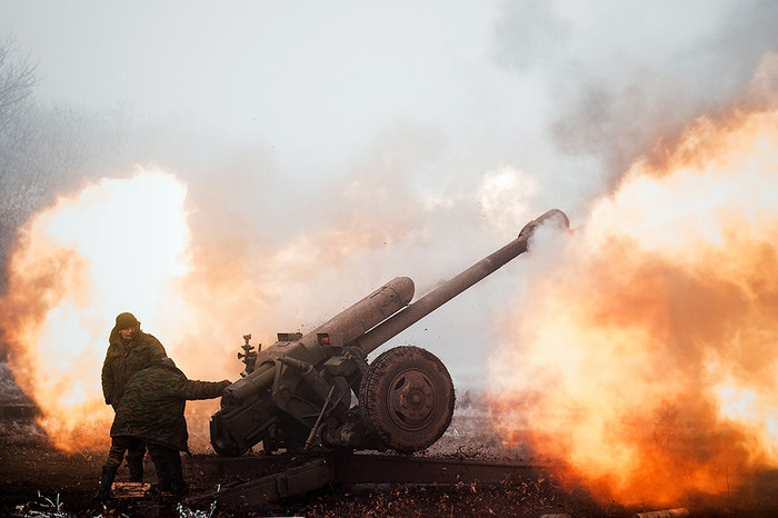 Ополченец ДНР на&nbsp;передовой в&nbsp;окрестностях Дебальцево Донецкой области