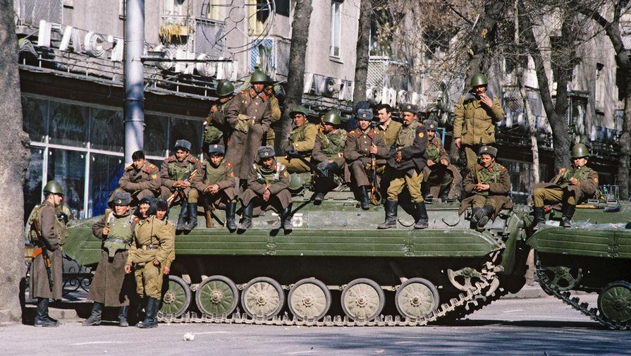 Во время событий в&nbsp;Душанбе, февраль 1990 года