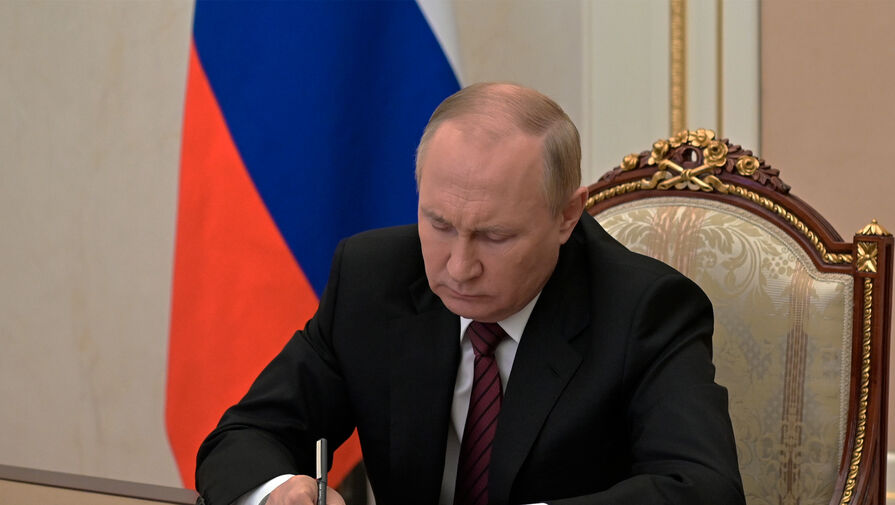 Путин: нам известно о планах Украины по использованию грязной бомбы