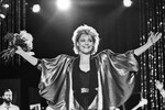 Ирина Понаровская на съемках телепрограммы «Звездопад» в Таллинне, 1986 год