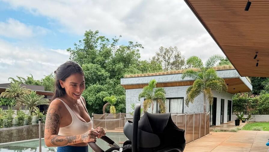 Сын известной блогерши потрогал ядовитых гусениц и попал в больницу