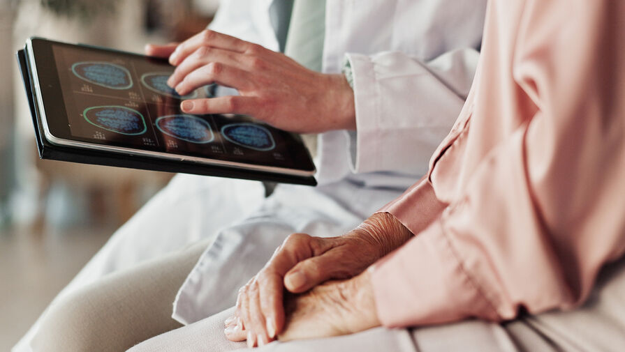 Назван неочевидный фактор риска деменции у пожилых