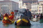 Участники венецианского карнавала, Венеция, Италия, февраль 2019 года