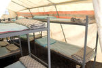 В палатке МЧС желающие могут переночевать в относительно комфортных условиях