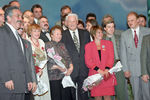 Борис Ельцин вручает государственные награды сотрудникам ВГТРК, 1996 год. Крайний справа - первый заместитель председателя компании Анатолий Лысенко