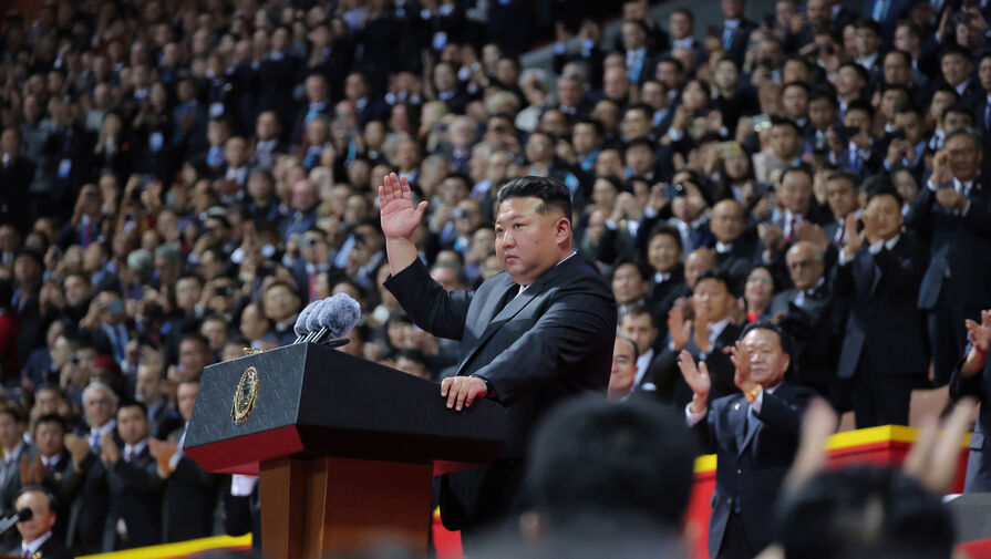 Ким Чен Ын направил новогоднее поздравление военным КНДР за рубежом