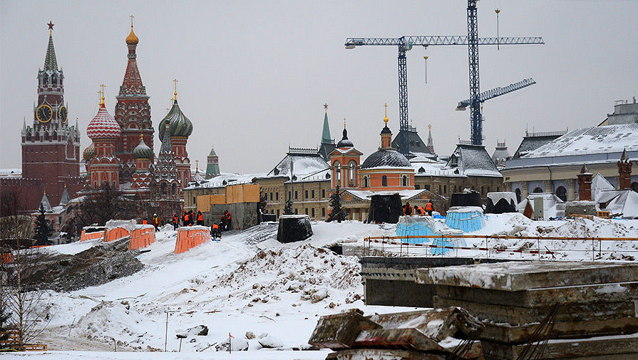 Строительство парка «Зарядье» в Москве, декабрь 2016 года