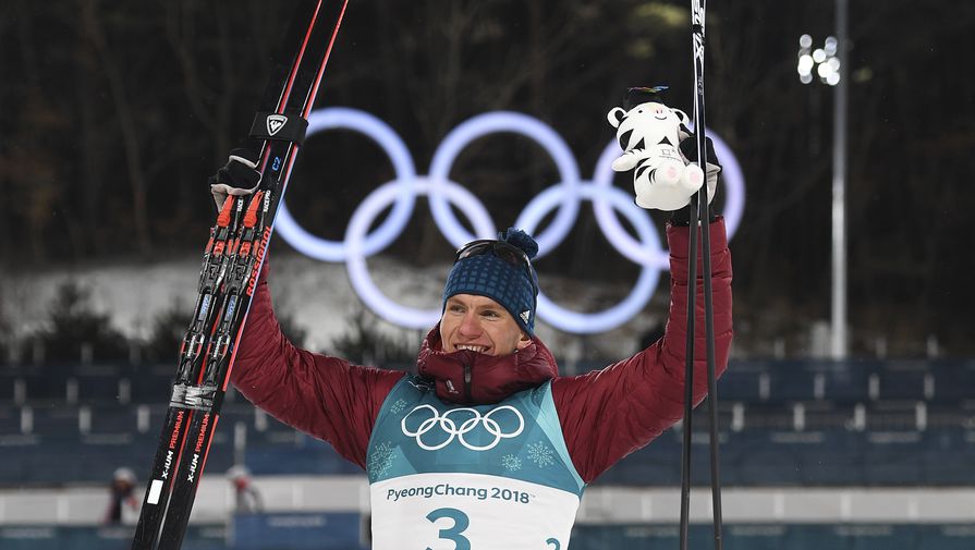 Призер спринта среди мужчин на XXIII зимних Олимпийских играх в Пхенчхане российский спортсмен Александр Большунов - 3-е место.