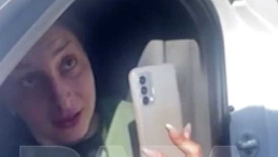 Петербурженка пригрозила таксисту изнасилованием демонами и попала на видео