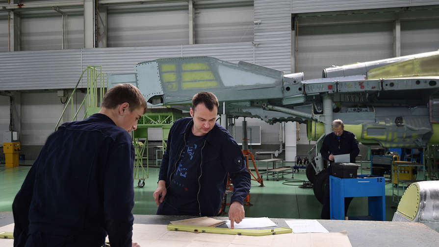 Путин поручил увеличить стипендию изобретателям новейшего вооружения до 800 тыс. рублей