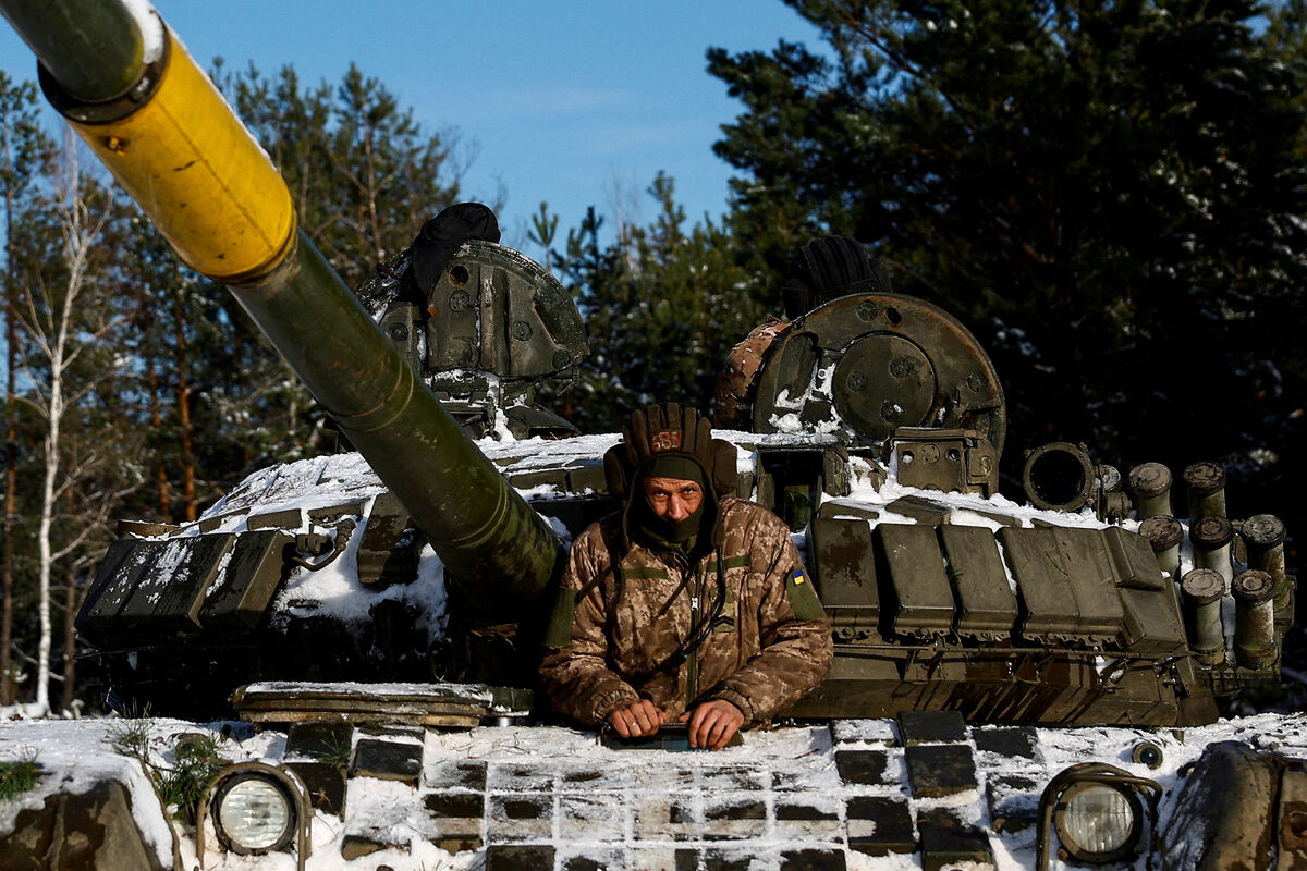 Новый военный советник и смена стратегии: что США предложили Киеву вместо  денег и оружия - Газета.Ru